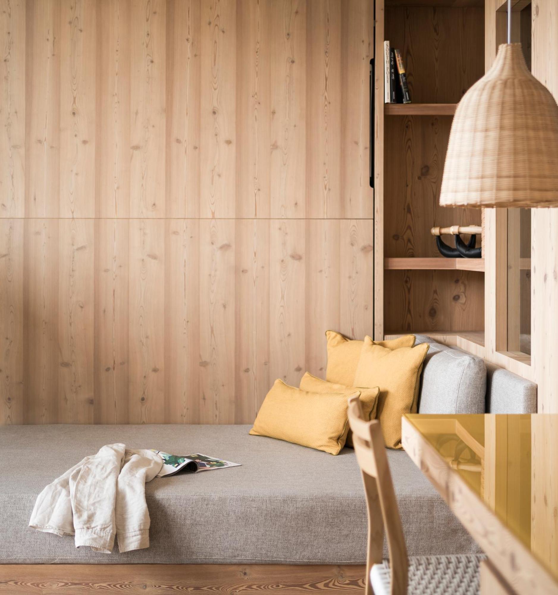 Falkensteiner Hotel Kronplatz - The Leading Hotels Of The World (Adults Only) Riscone Phòng bức ảnh A wall panel made of wood